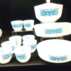 11 piece Federal Glass Blue Tulips